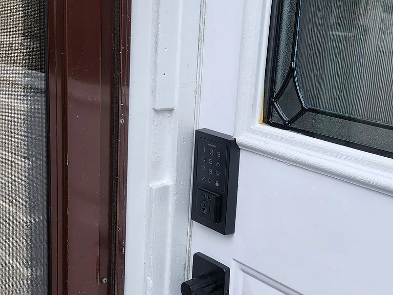 99 Hurley Rd — Photo 3