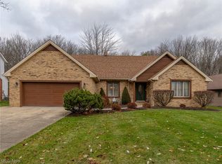 1147 Sprucedale Rd, Broadview Heights, OH 44147