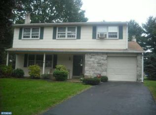 1424 Cathys Ln, North Wales, PA 19454
