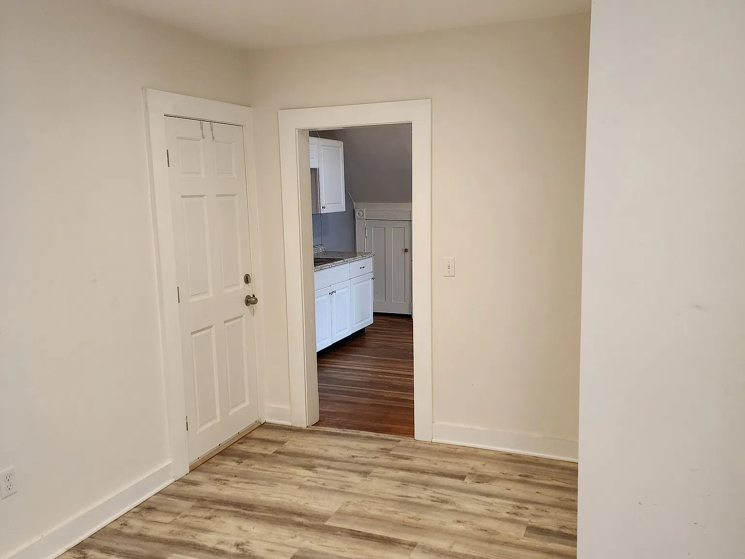 39 S Onota St — Photo 3