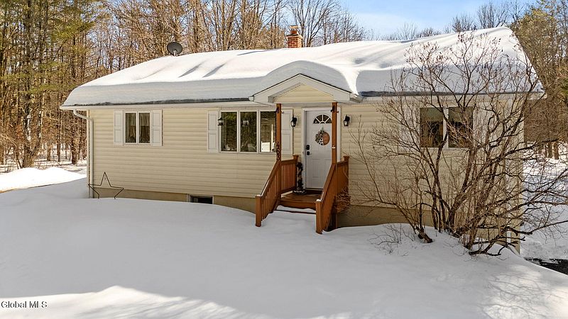 4th image of 463 Southline Road