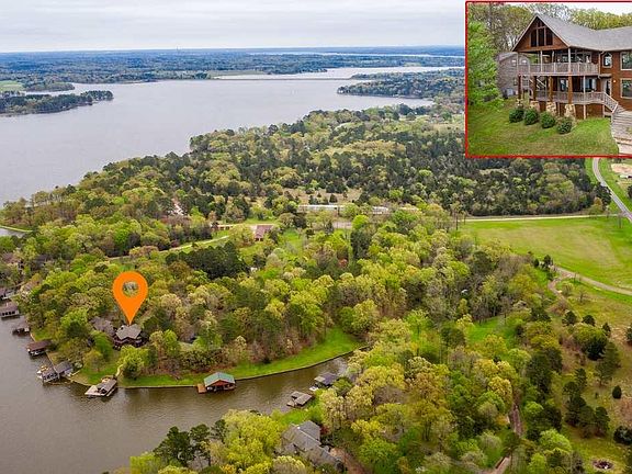 3rd image of 6 Forest Ln