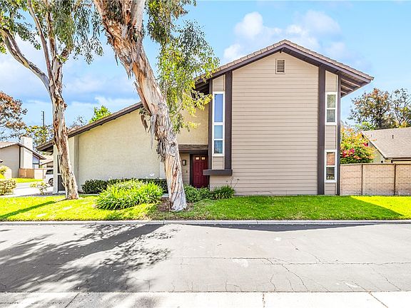 2nd image of 11870 Mansa Ct