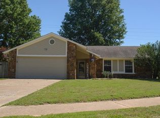 1309 W Miami St, Broken Arrow, OK 74011
