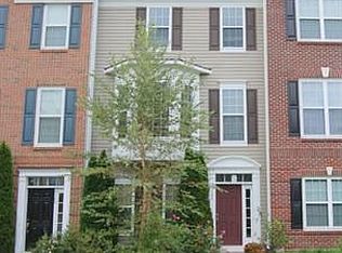 5104 Village Fountain Pl, Centreville, VA