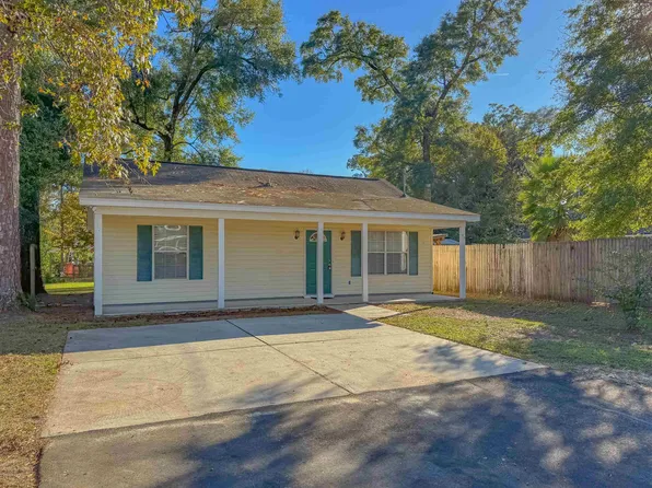 37 Navajo Trl, Crawfordville, FL 32327