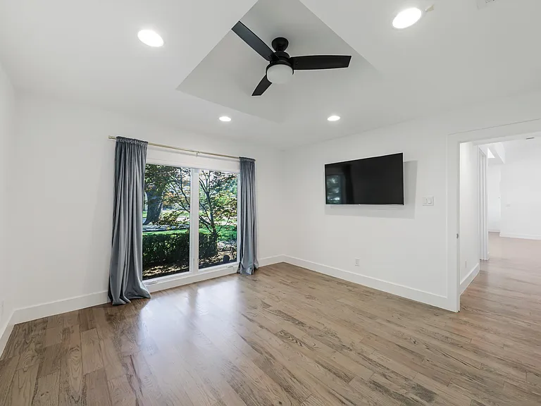 4139 Allencrest Ln — Photo 36