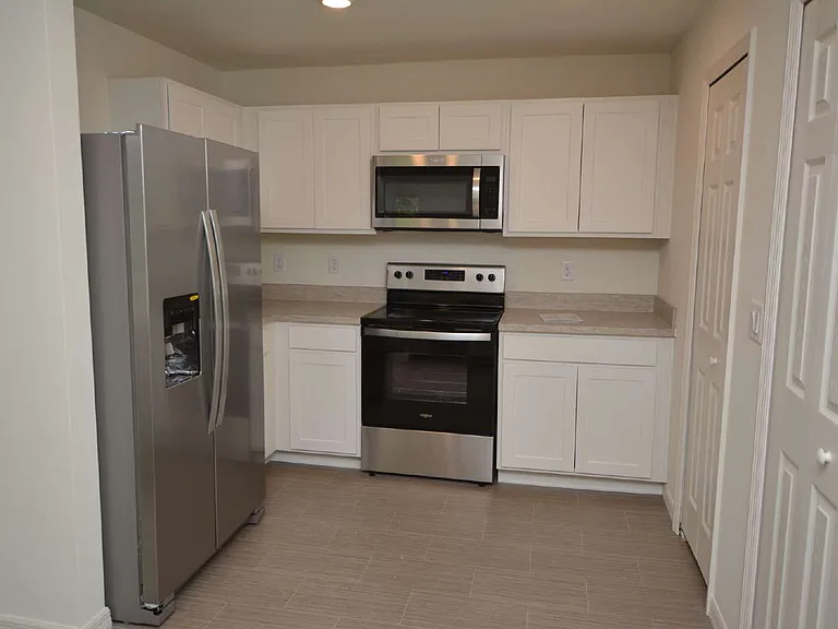 38 Baltimore Ln — Photo 20