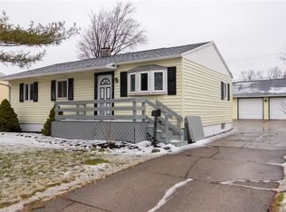 240 Parkedge Ave, Tonawanda, NY 14150