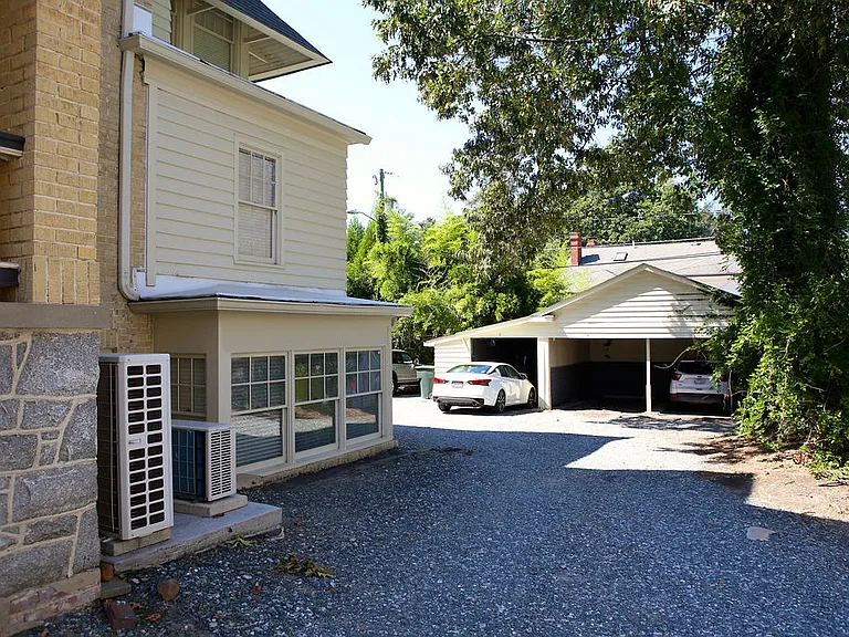 817 N Elm St #G — Photo 18