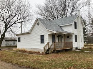 6753 Squaw Prairie Rd, Belvidere, IL 61008