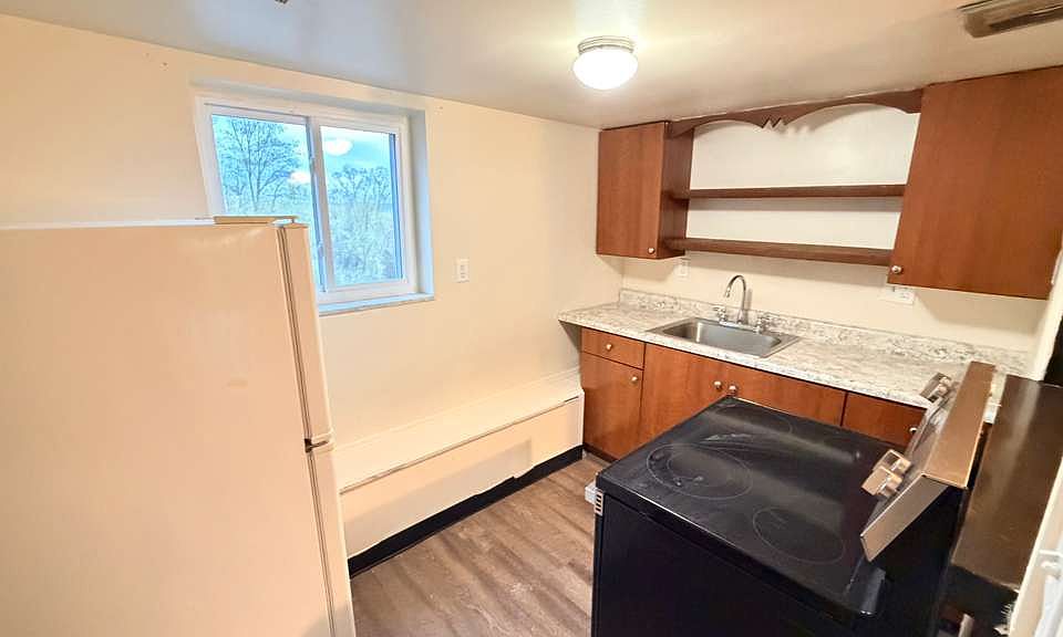 1st image of 514 Guyasuta Rd APT 2