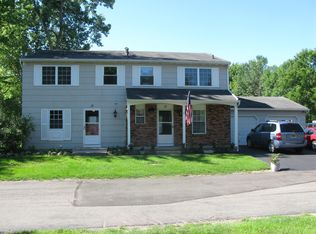 15 Willowick Dr, Fairport, NY 14450