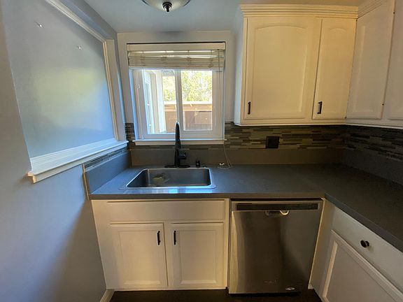3rd image of 14225 Lora Dr APT 78