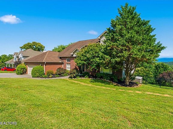 2nd image of 3562 Touchstone Dr