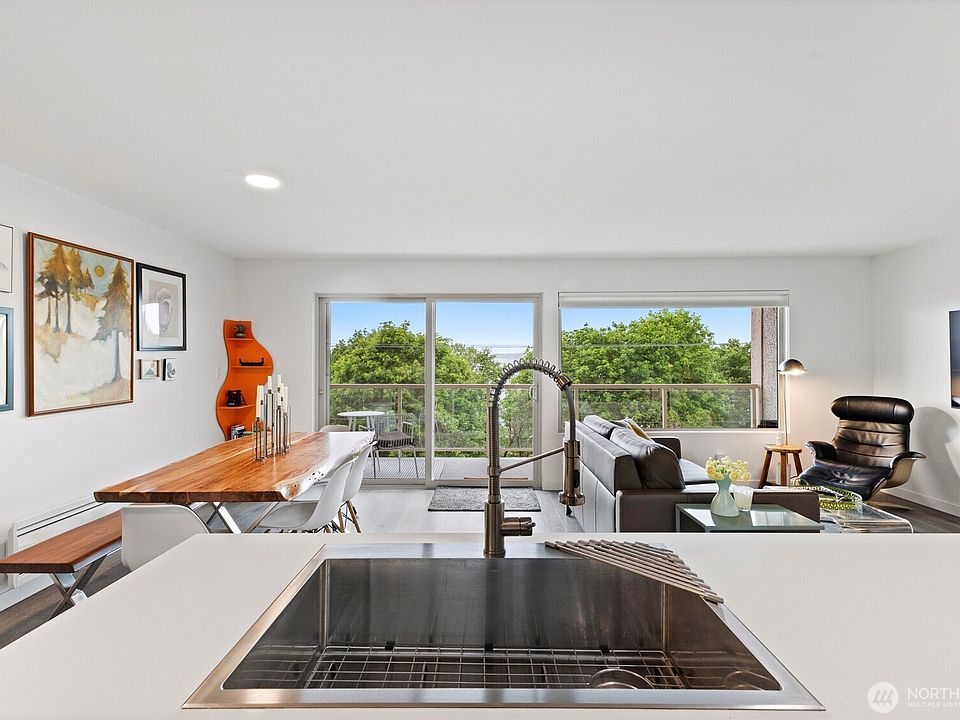 1st image of 414 Boulevard #203