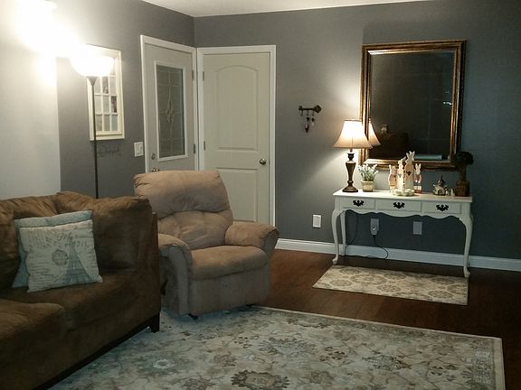 2nd image of 6630 Maple Dr
