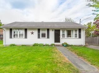 120 Market St, Amesbury, MA 01913