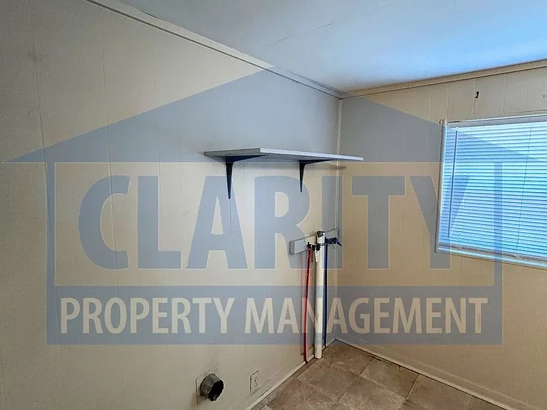 1102 Georgetown Rd NW — Photo 13