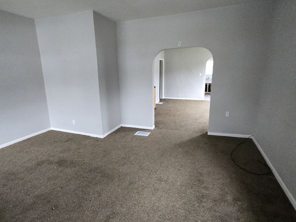 2334 Elm St