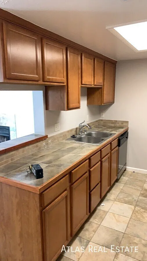 851 S Uravan Ct — Photo 2