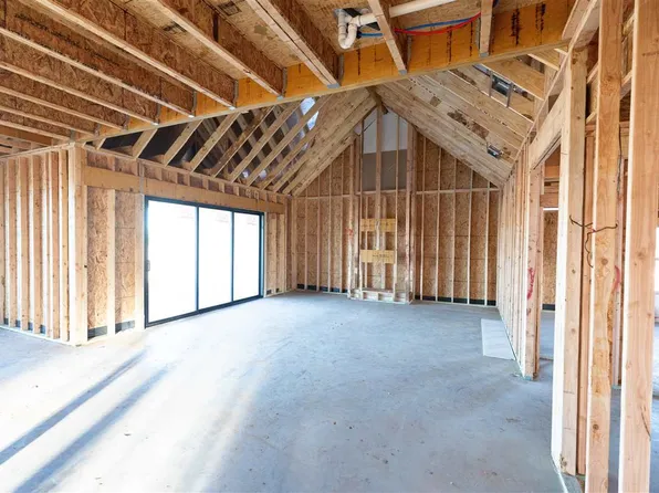 1616 E Deer Meadows Dr, Perkins, OK 74059