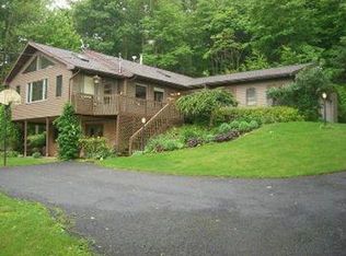 135 Coulter Ln #A, Spring Mills, PA 16875