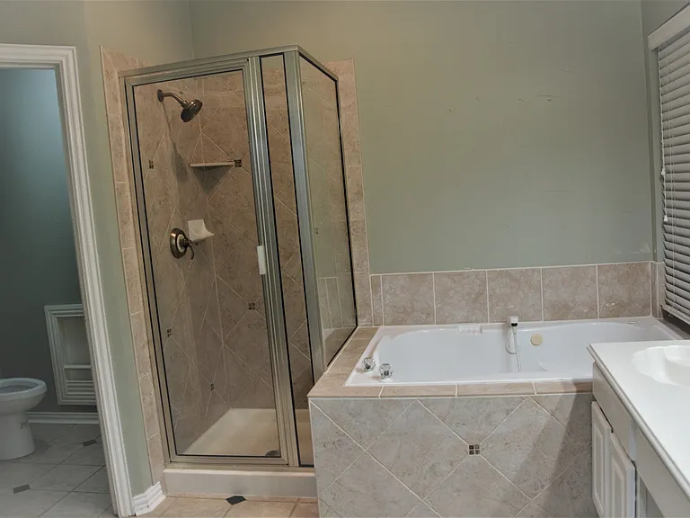 9401 Preston Trl — Photo 6