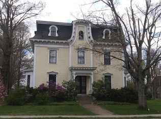 33 E Main St, West Brookfield, MA 01585