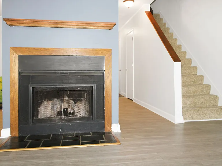 124 Blithe Ct — Photo 7
