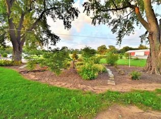 823 S 250 W, Morocco, IN 47963