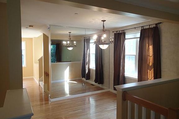 3rd image of 60 Barrington Ave #60