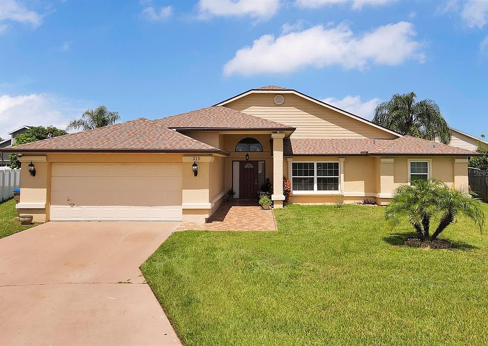 1st image of 215 PALMWOOD COURT