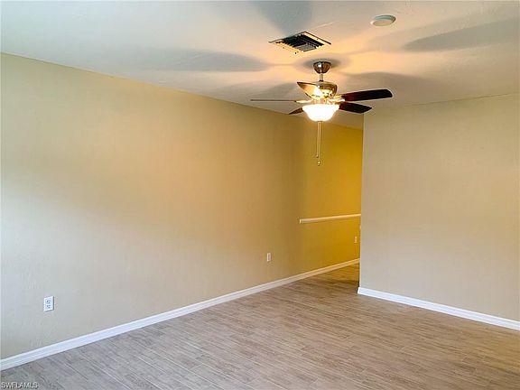3rd image of 1836 Lavonia Ln