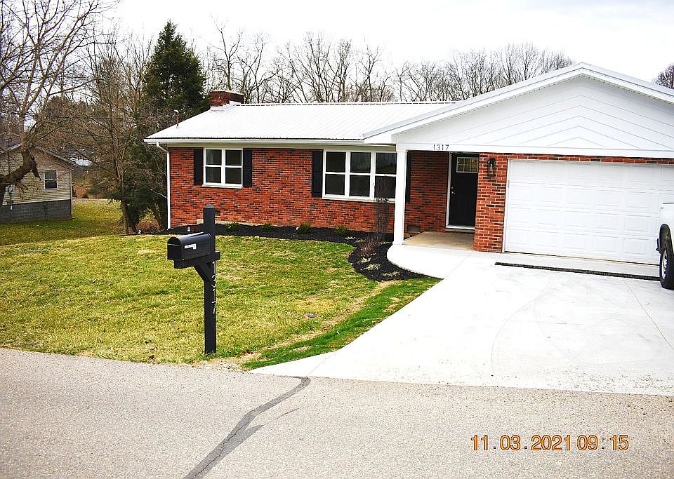 1st image of 1317 3rd St