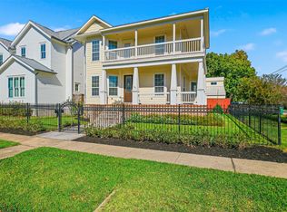 643 E 10th St, Houston, TX 77008