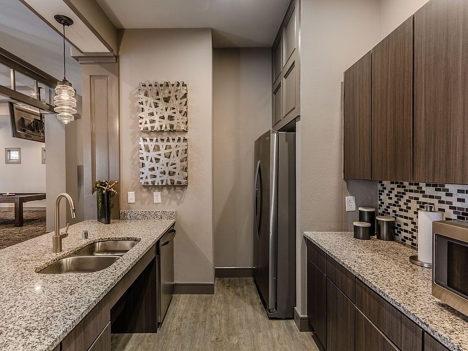 1st image of 8568 Warren Pkwy #426