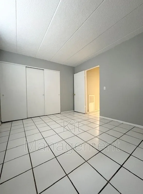 Charming 1-Bed in Toledo Cozy 570 sq ft with Shared Laundry for Just $675 — Photo 3