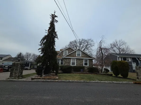 19 Locust Ave, Piscataway, NJ 08854