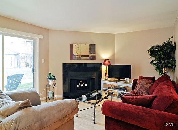 2nd image of 431 E Osage Ln #14-1A