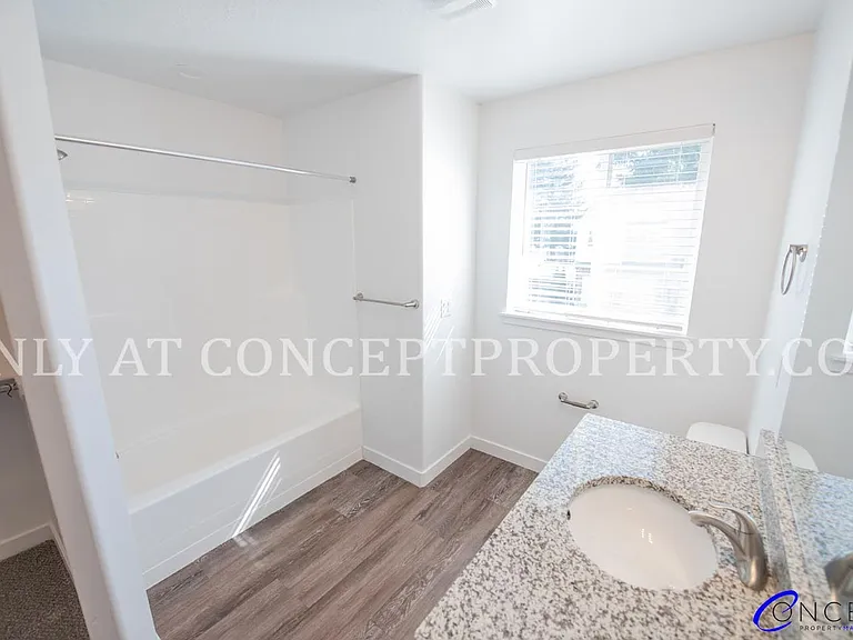 Harvest Pointe Townhomes — Photo 95