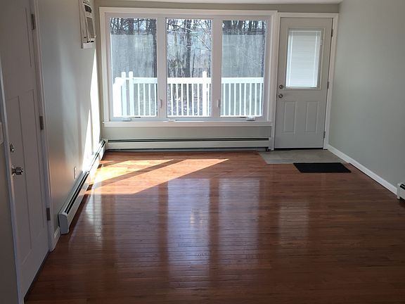 Family Room - Door To Deck