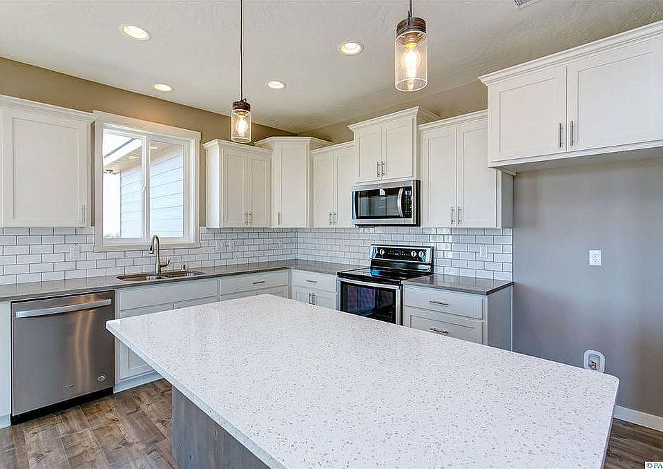 2nd image of 17504 W Yakitat Pl NW