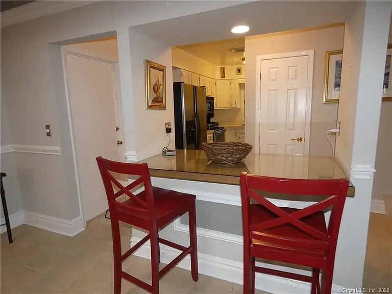 516 Vincellette St #B1 — Photo 6