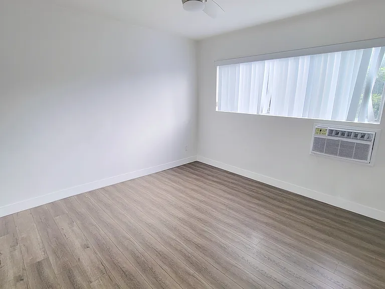 5914 Buffalo Avenue, Van Nuys, CA 91401 — Photo 11