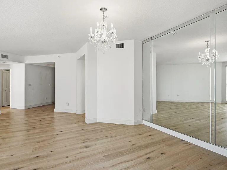 1170 Gulf Blvd #1105 — Photo 17