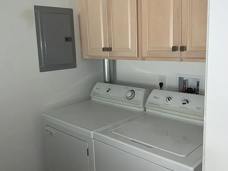 18233 University Park Dr — Photo 5