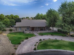 2521 W Barrow Dr, Chandler, AZ 85224