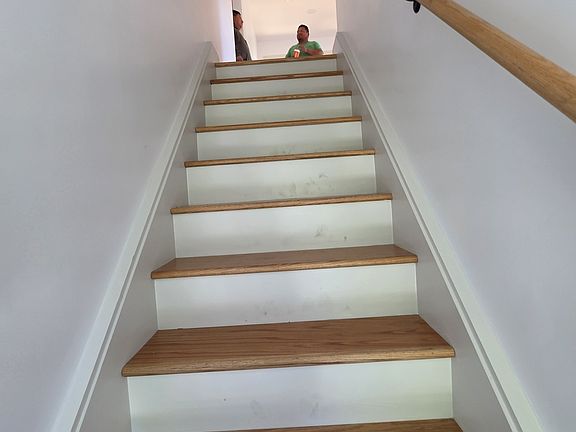 4th image of 8 Sheldon St #3