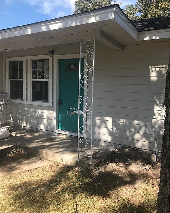 1st image of 3313 Chestershire Dr